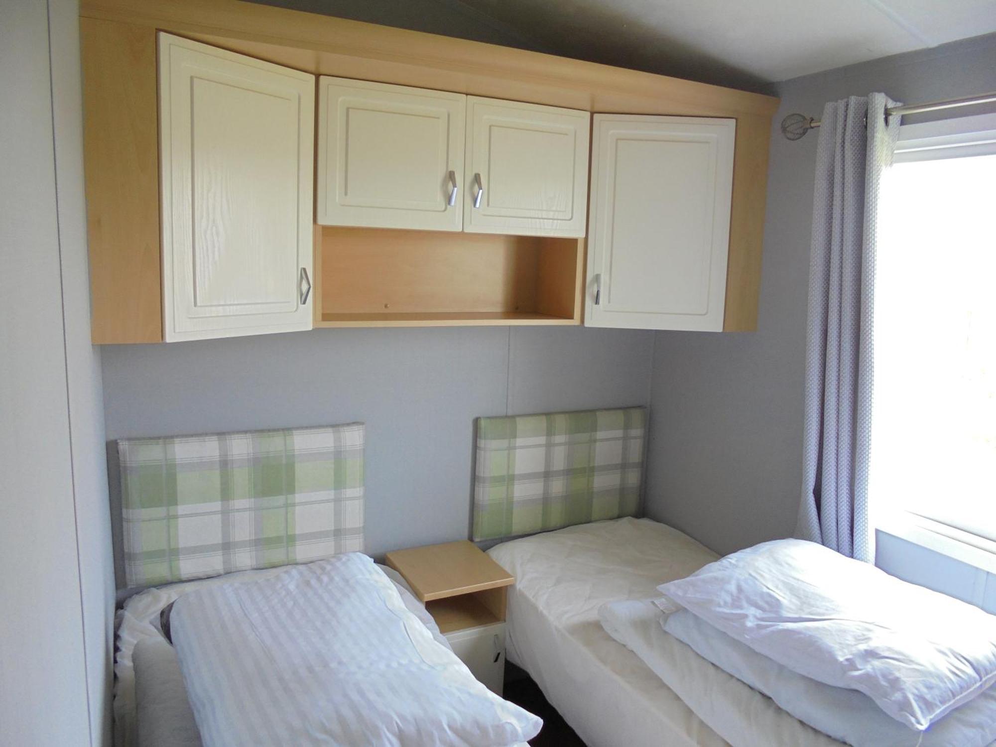 8 Berth On The Chase Hotel Ingoldmells Exterior photo