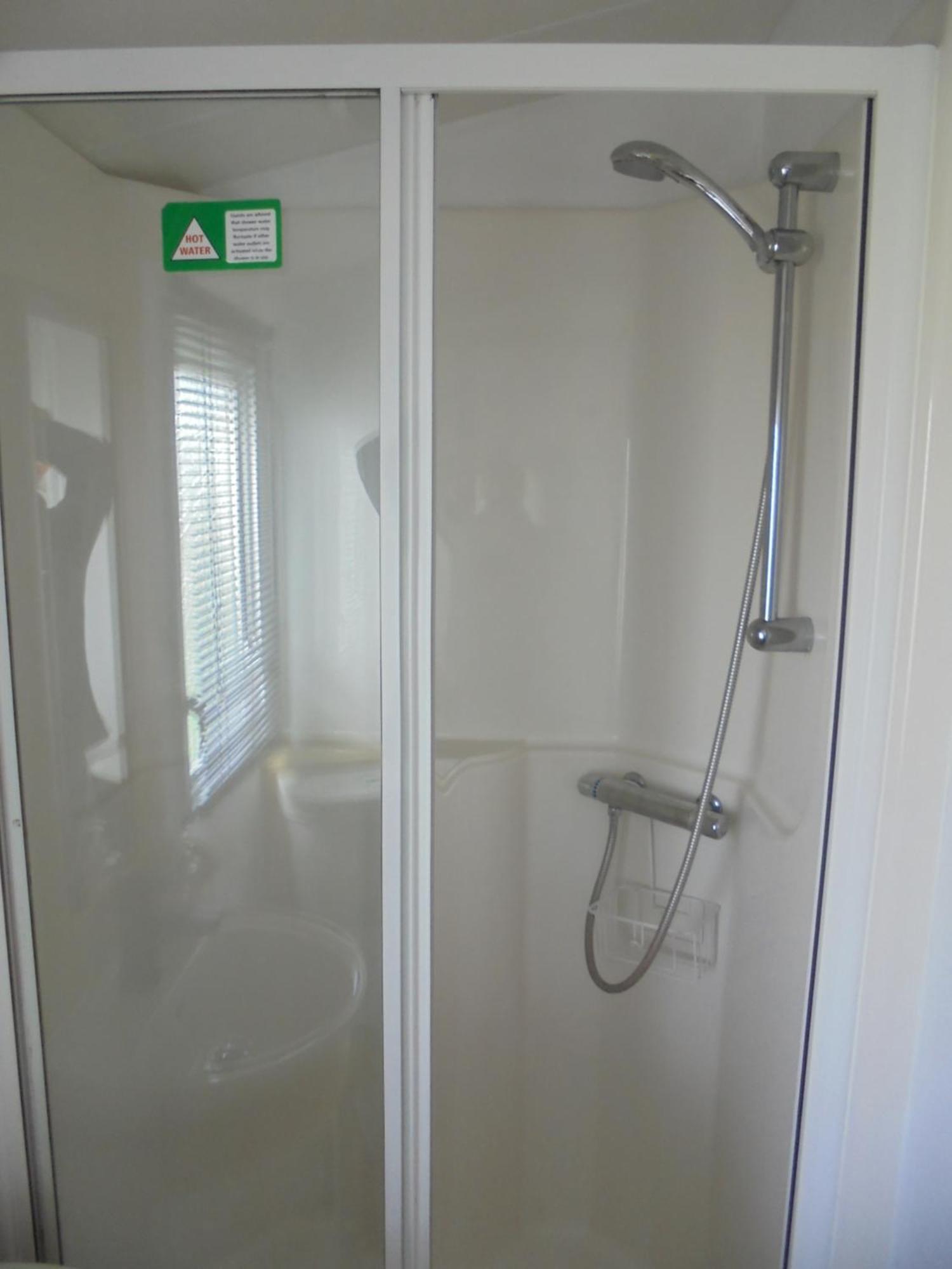 8 Berth On The Chase Hotel Ingoldmells Exterior photo